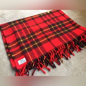 Vintage red plaid Faribo stadium blanket/throw